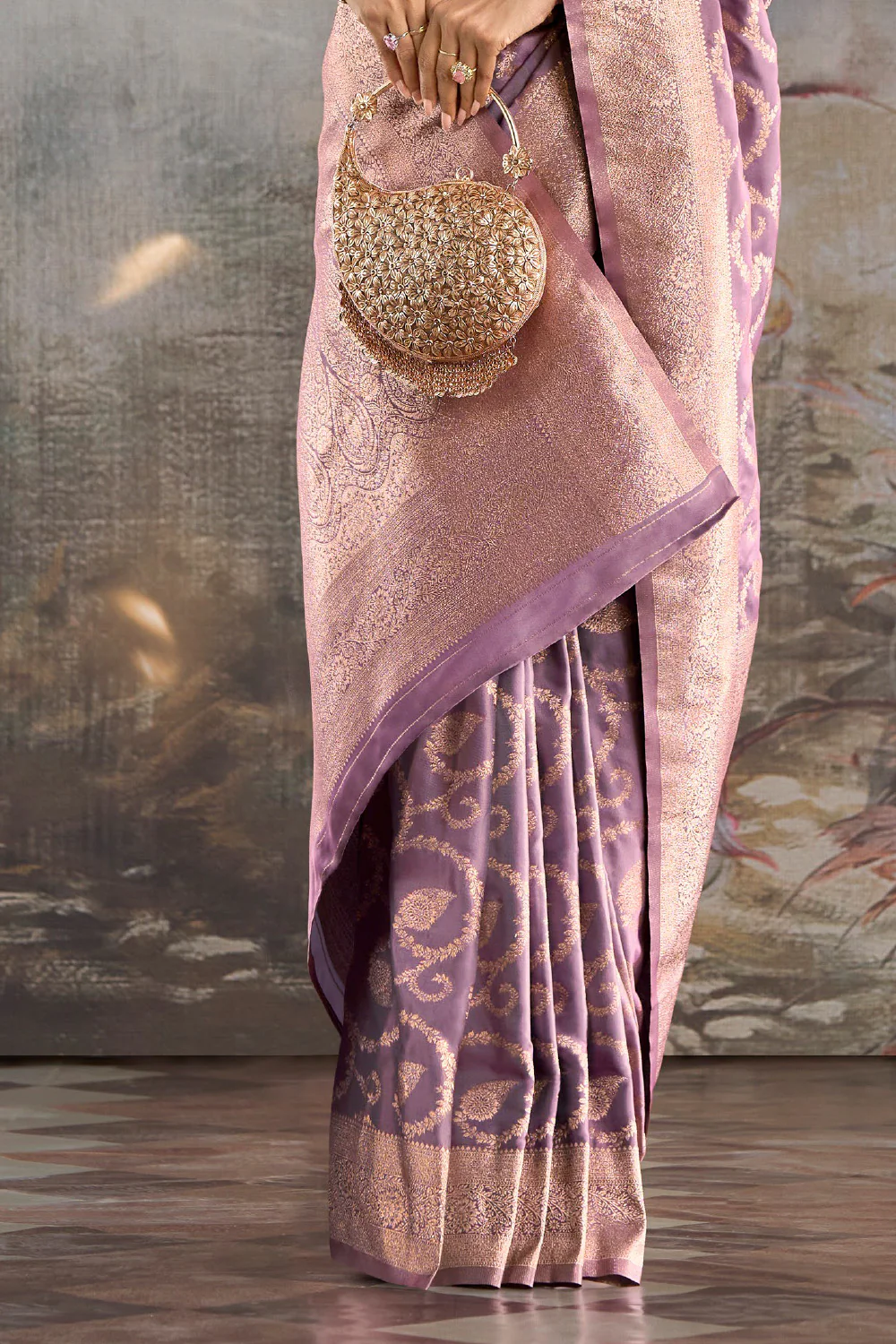 Lavender Silk Banarasi Woven Saree - Image 3