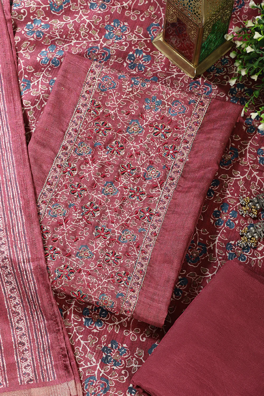 Light Maroon Chanderi Silk Mirror & Resham worked Unstitched Suit - Image 3