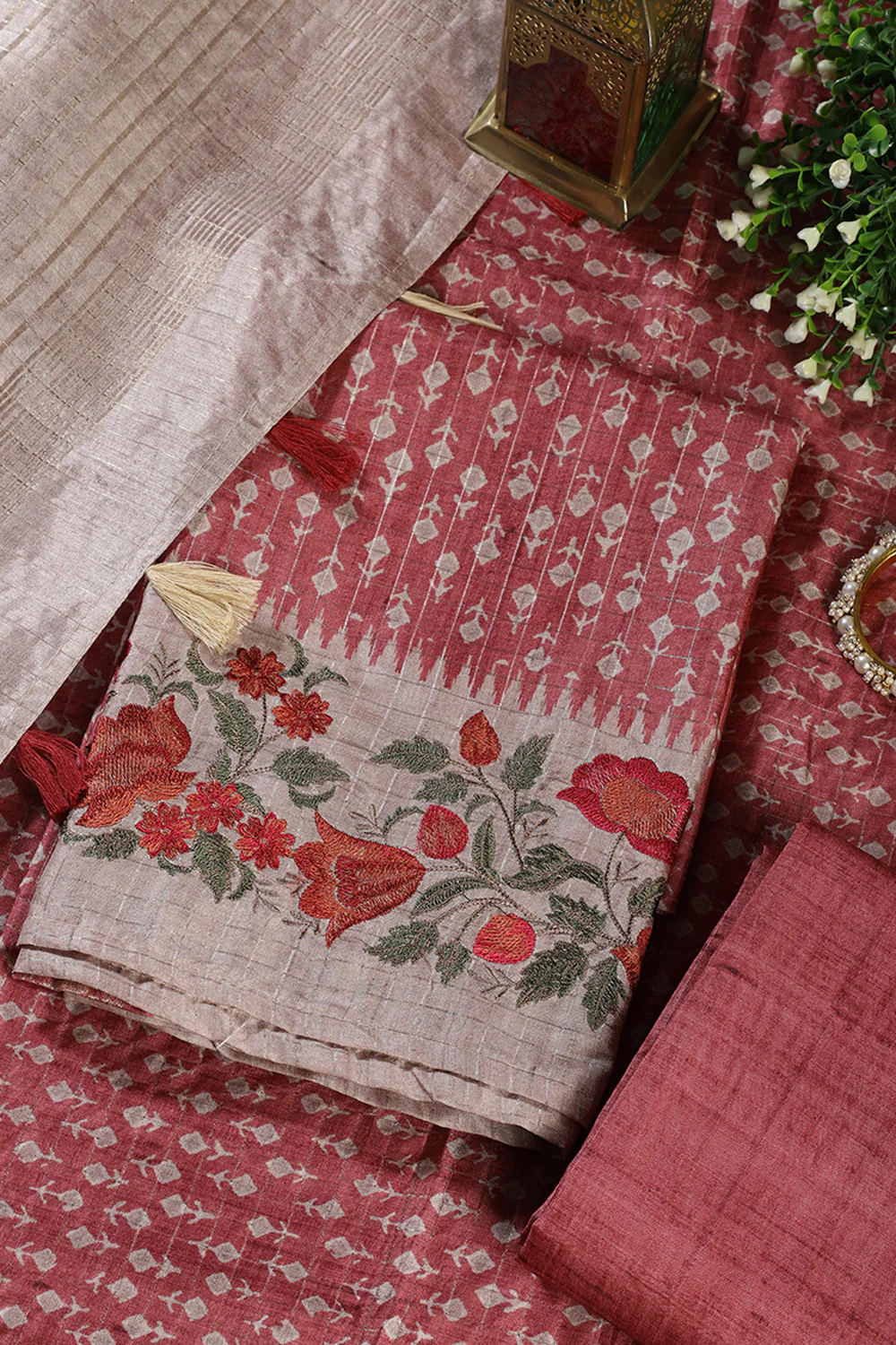 Light Maroon Tussar Cotton Printed And Floral Embroidered Unstiched Suit Material - Image 3
