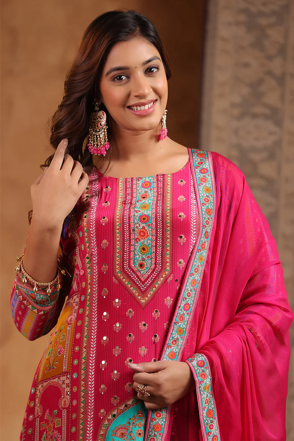 Magenta Pink  Color Crepe Printed Suit - Image 5