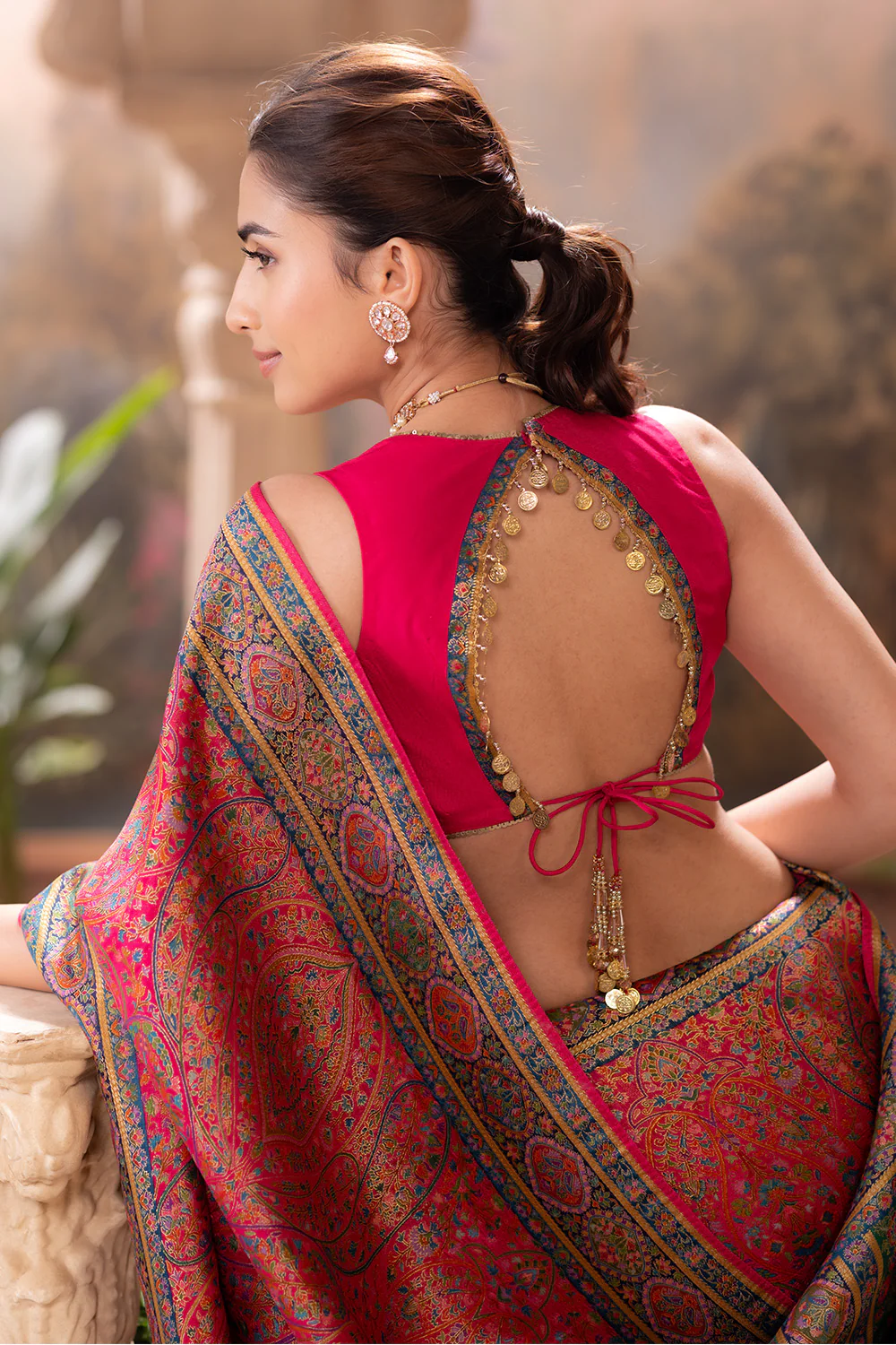 Magenta Pink Position Print Woven Silk Saree - Image 3