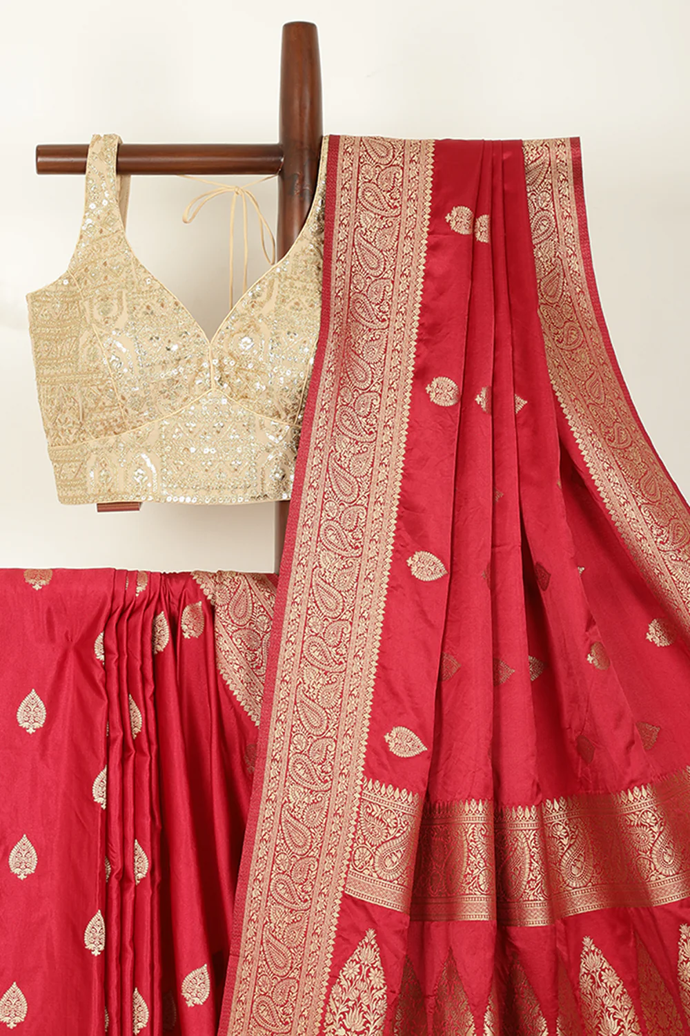 Marron Color South Silk Zari Woven Saree - Image 3