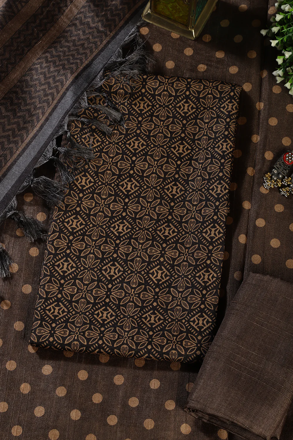 Mehandi & Black Chanderi Cotton Printed Unstiched Suit Material