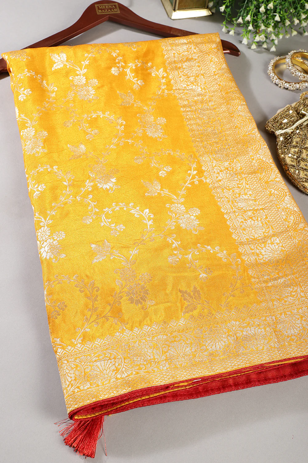 Mustard Banarasi Silk Zari Floral Zaal Woven Saree - Image 7