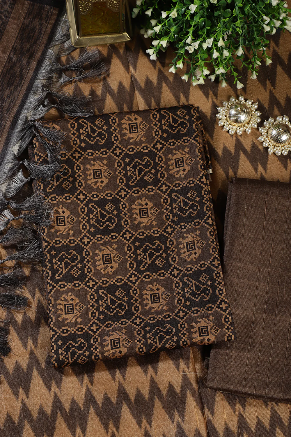 Mustard & Black Chanderi Cotton Digital Printed Unstiched Suit Material - Image 4