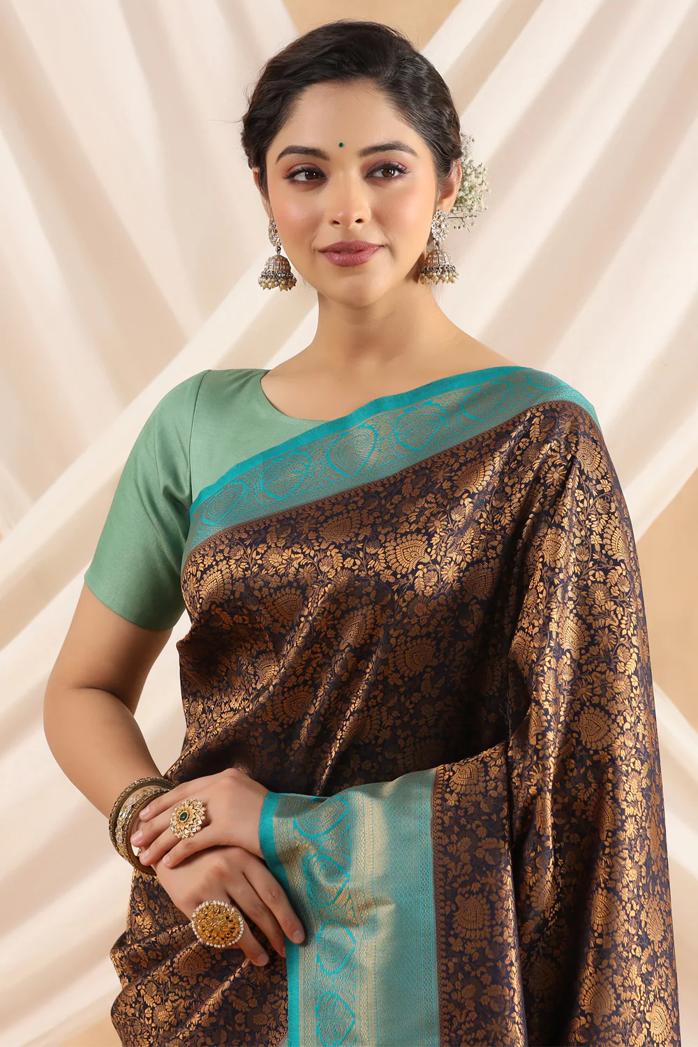 Navy Blue Color Woven Silk Saree - Image 10