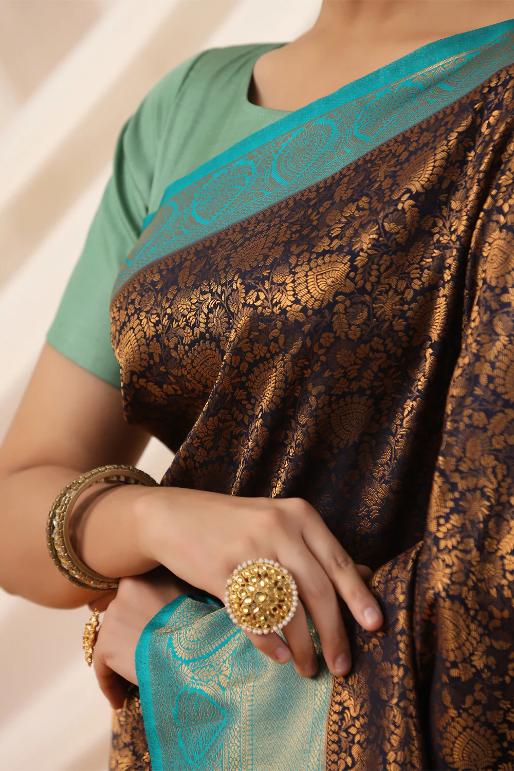 Navy Blue Color Woven Silk Saree - Image 9