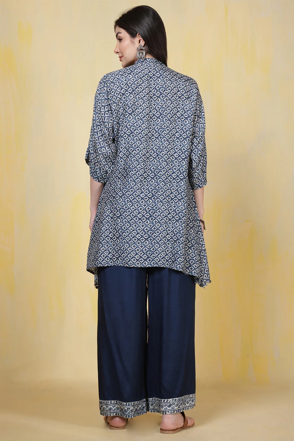 Navy Blue Muslin Printed Kurta Set - Image 4