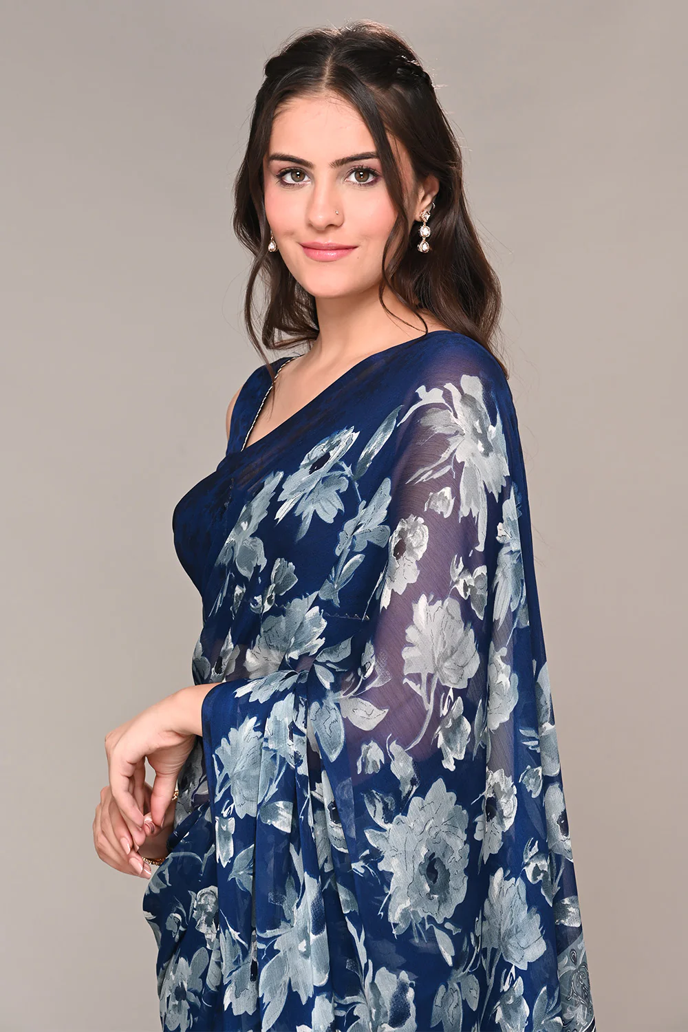 Navy Color Floral Printed Chiffon Saree - Image 6