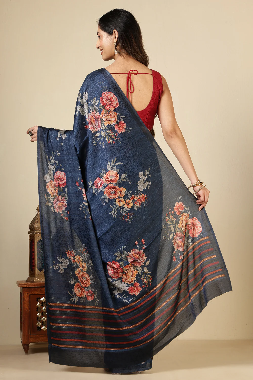 Navy Jacquard Silk Printed Saree - Image 5