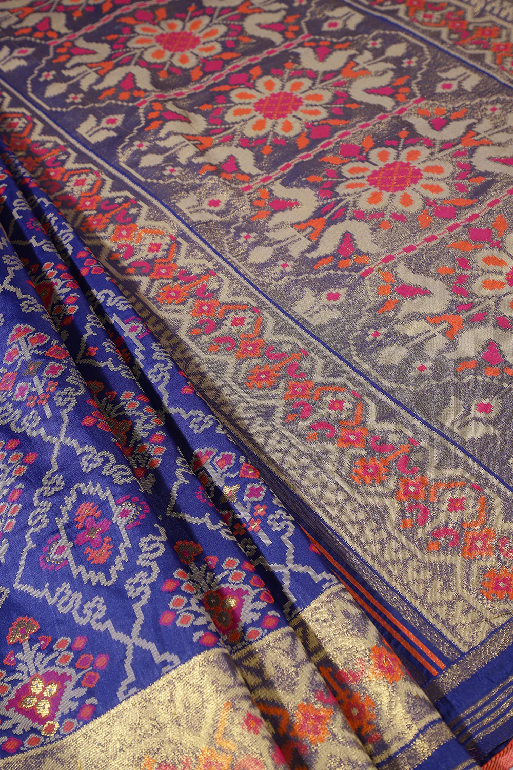 Navy Silk Patola Woven Saree - Image 2