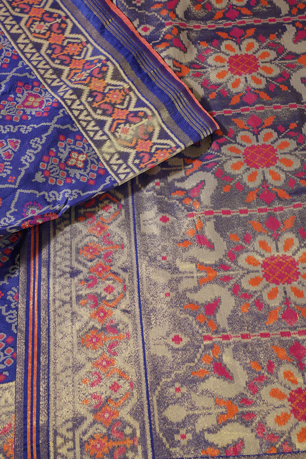 Navy Silk Patola Woven Saree - Image 4