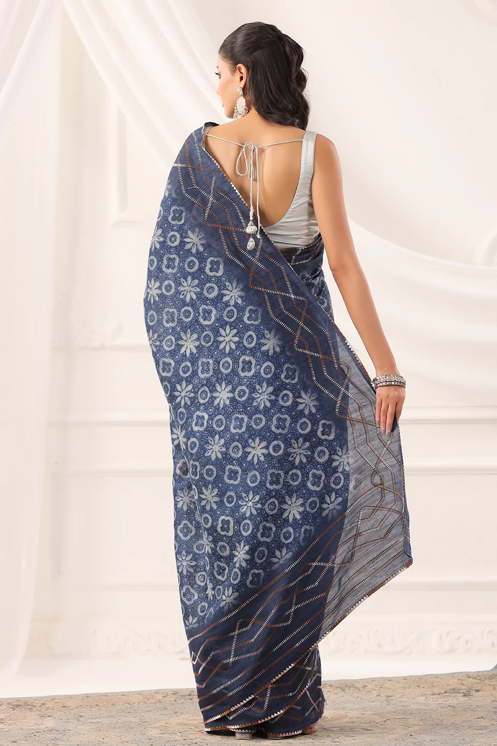 Navy Tussar Silk Printed Saree - Image 3