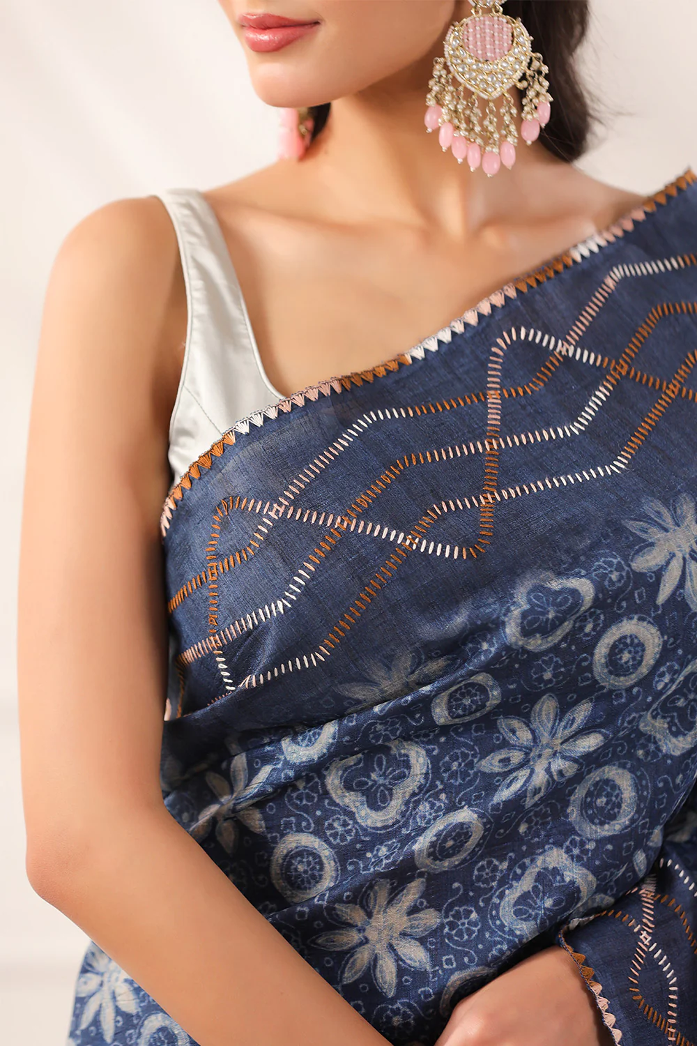 Navy Tussar Silk Printed Saree - Image 6