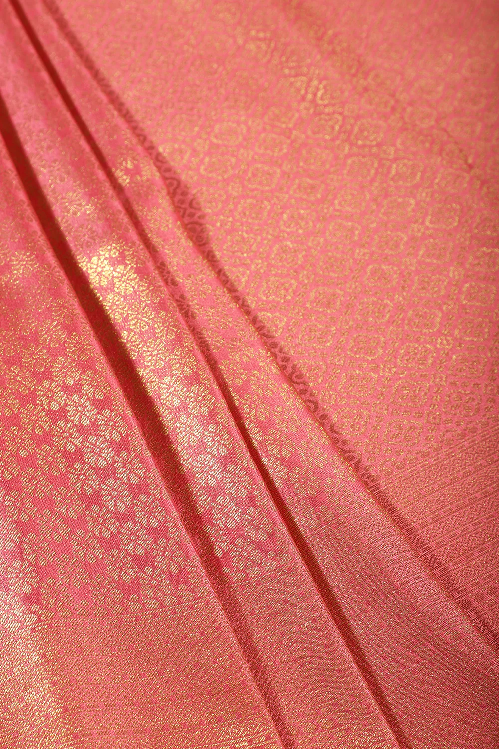 Pink Color South Silk Zari Woven Saree - Image 2