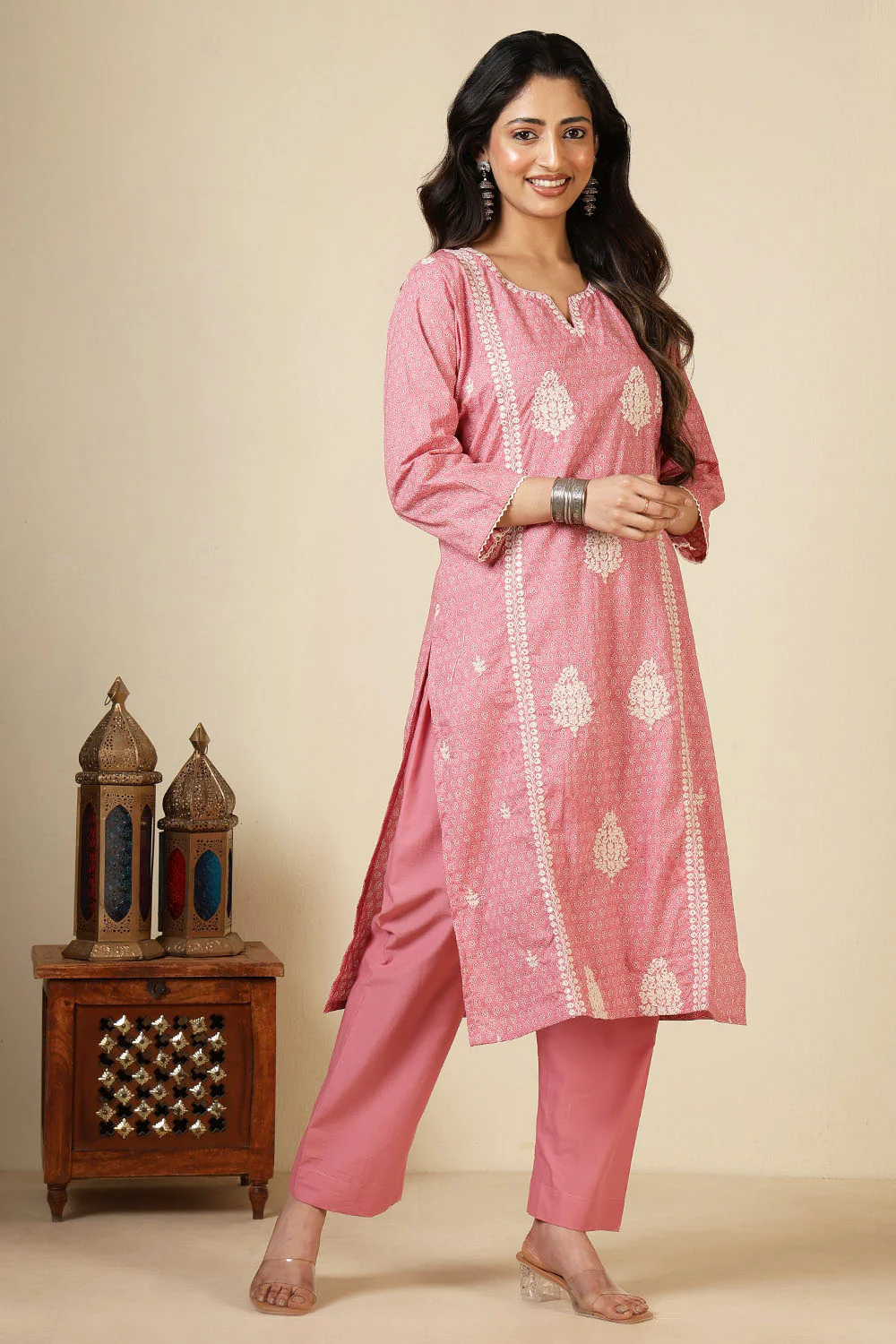 Pink Cotton Emboridered And Printed Suit Set - Image 5