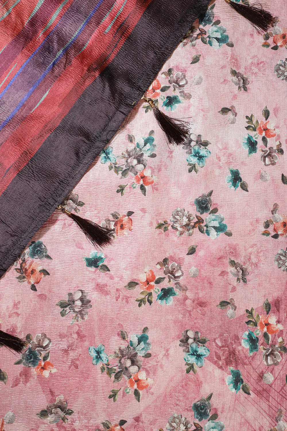 Pink Printed Tussar Silk Saree - Image 4