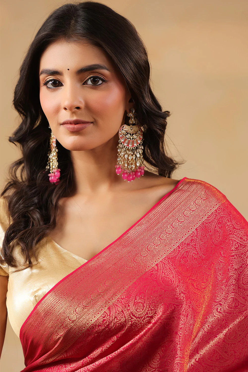Rani Color Zari Woven Soft Silk Saree - Image 9