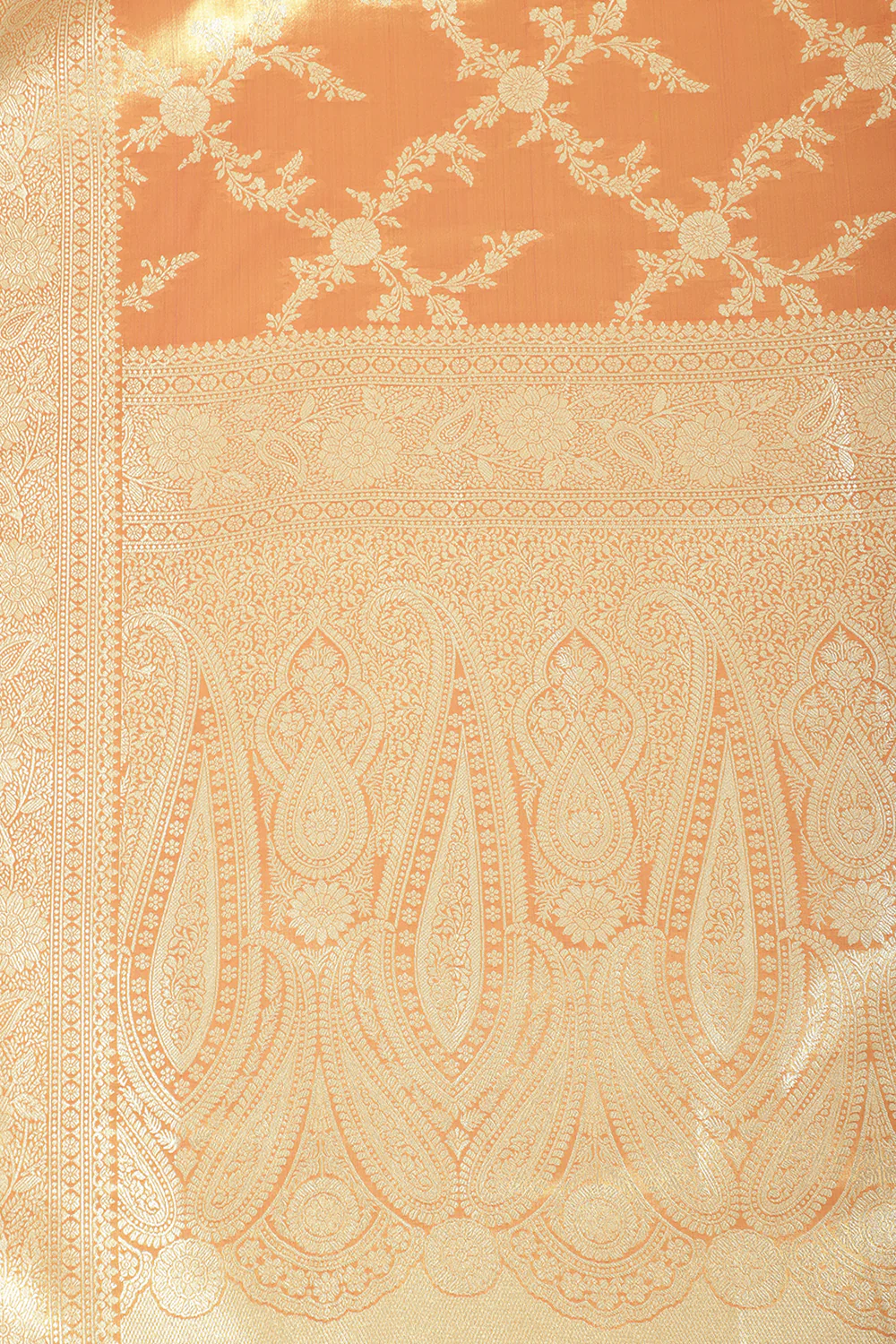 Rani & Gold Dual Toned Silk Woven Banarsi Saree - Image 5