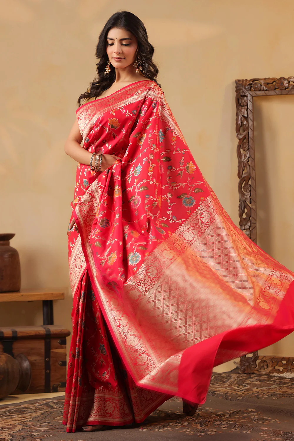 Rani Silk Banarasi Woven Saree - Image 6