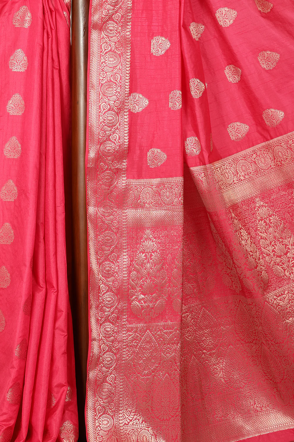 Raspberry Color Silk Zari Woven Saree - Image 3