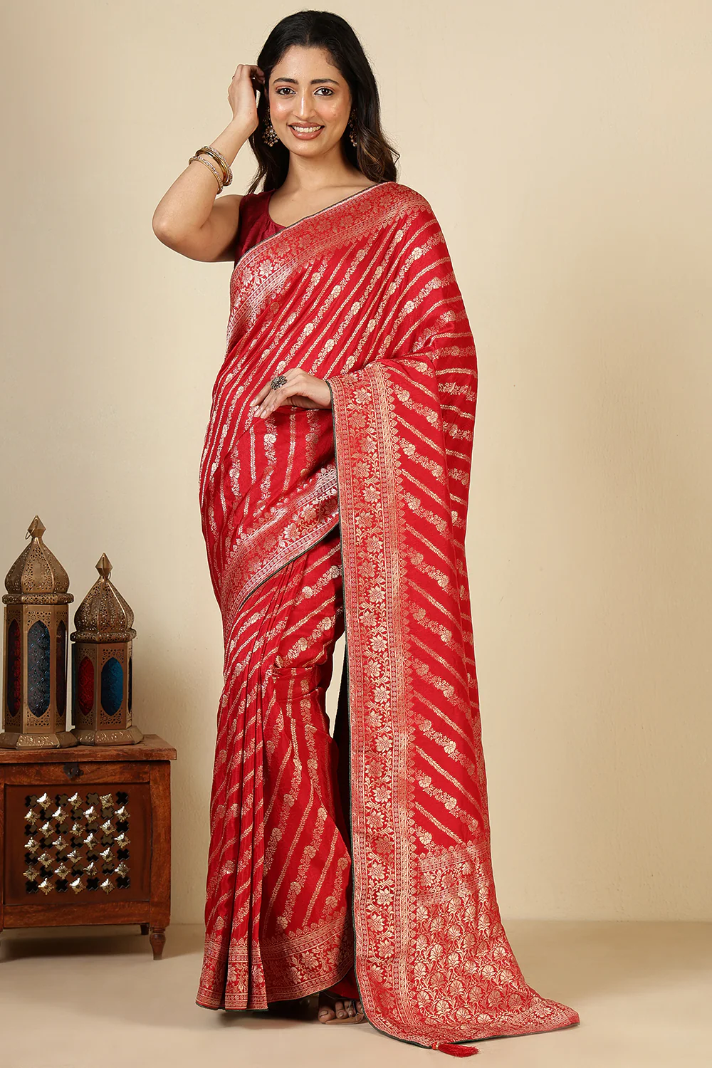 Red Color Banarasi Woven Tussar Silk Saree - Image 2