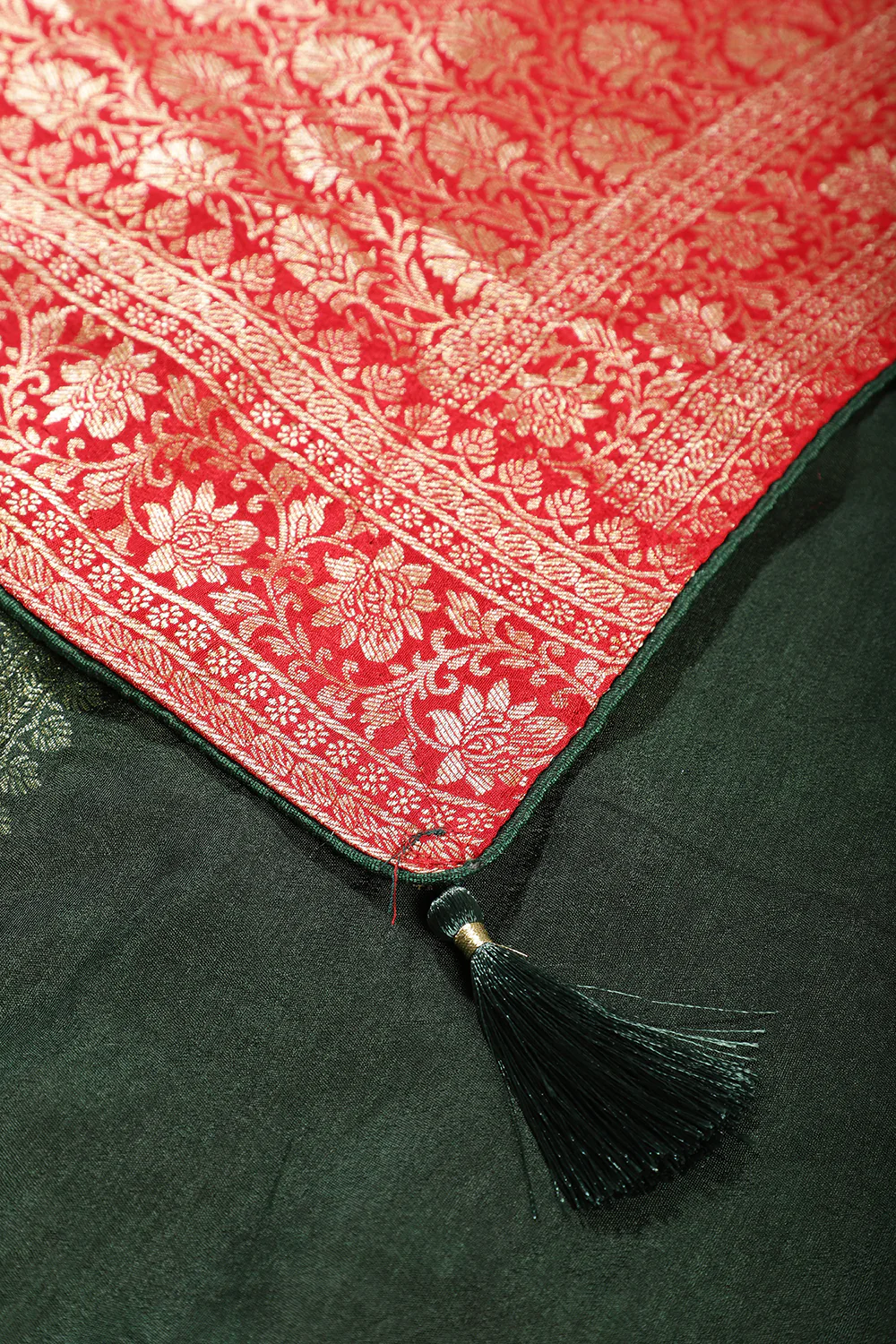 Red Color Banarasi Woven Tussar Silk Saree - Image 8