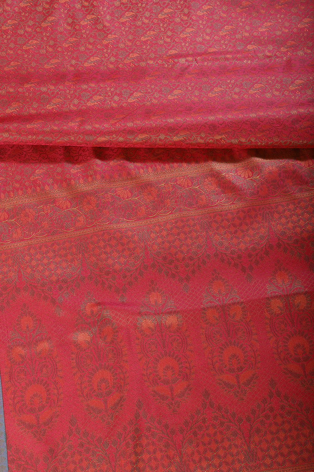 Red Color Cotton Silk Resham & Zari Woven Saree - Image 2