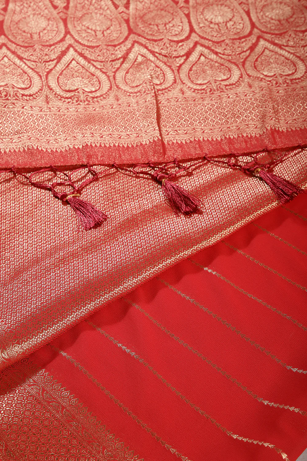 Red Color Georgette Saree with Zari Pinstripes - Image 3
