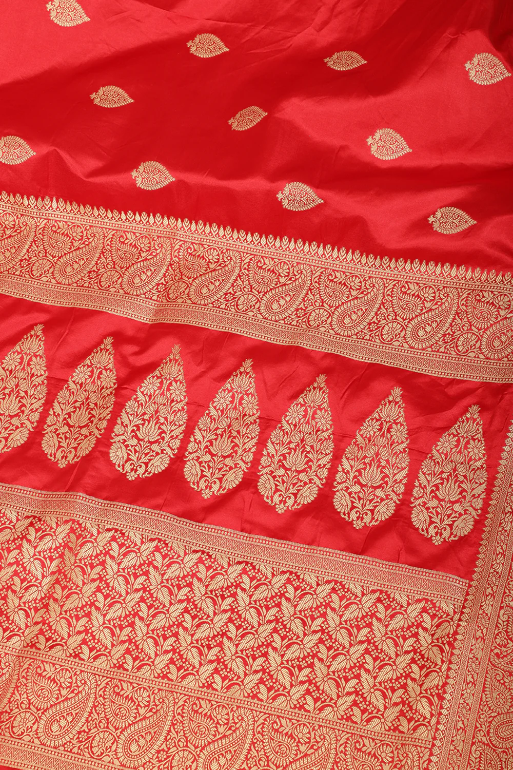 Red Color South Silk Zari Woven Saree - Image 3