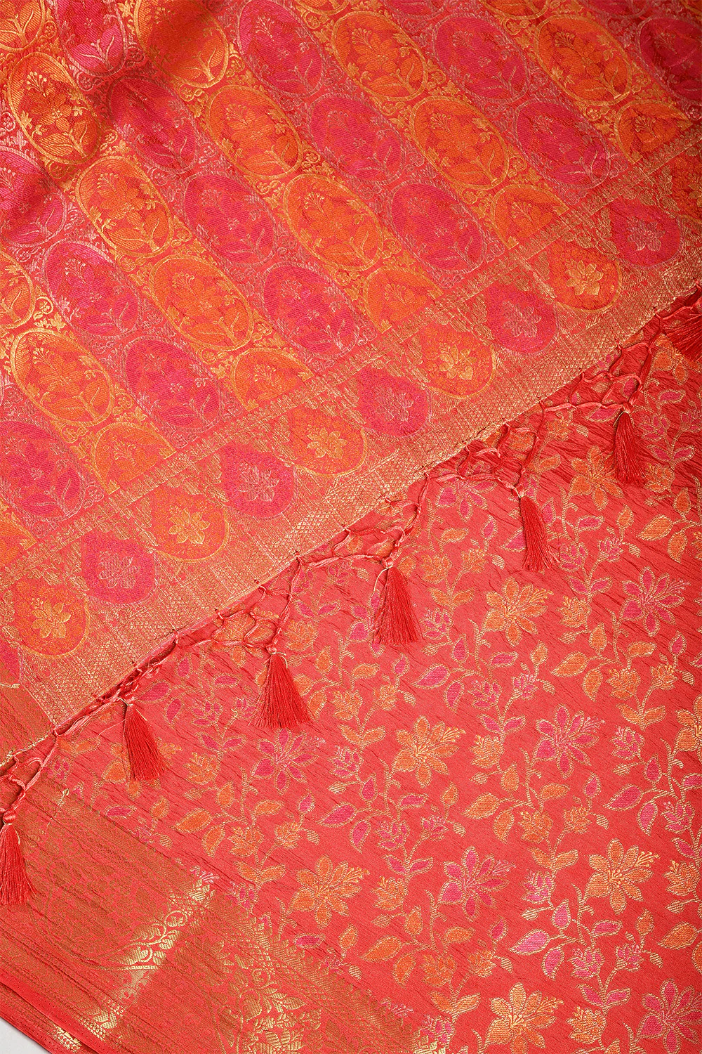 Red Color Tussar Woven Silk Saree - Image 3