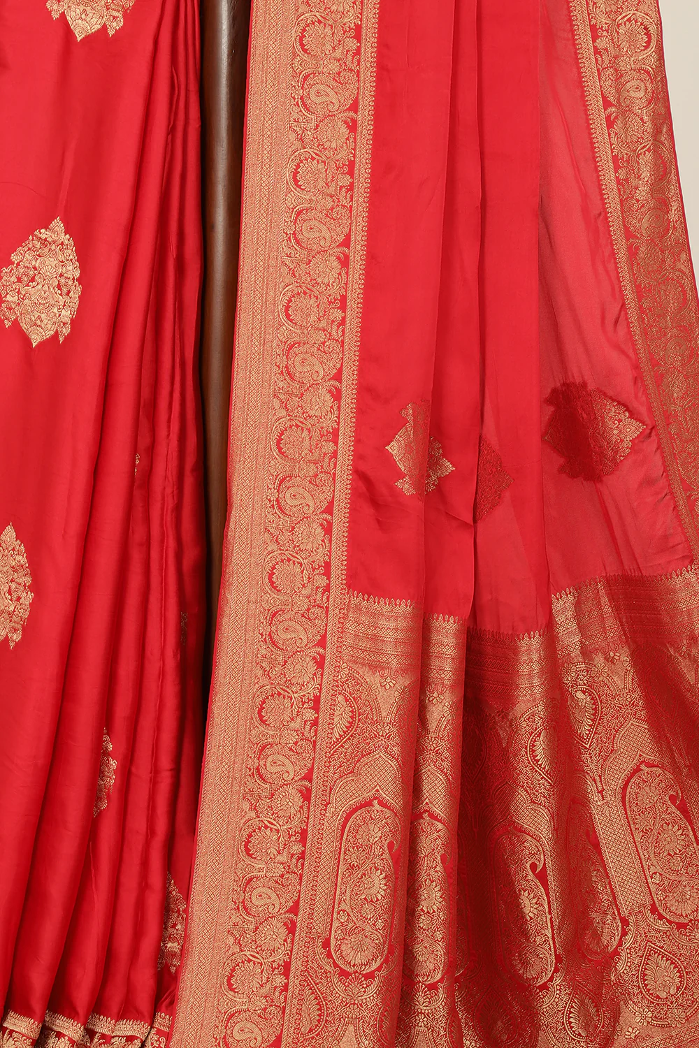 Red Satin Woven Saree - Image 2