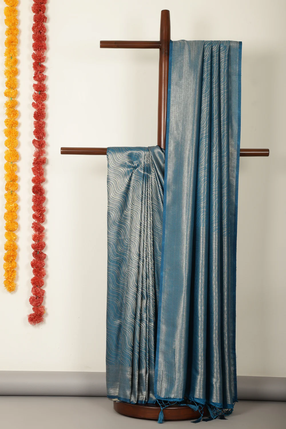 Royal Blue Zari Woven Soft Silk Saree - Image 2
