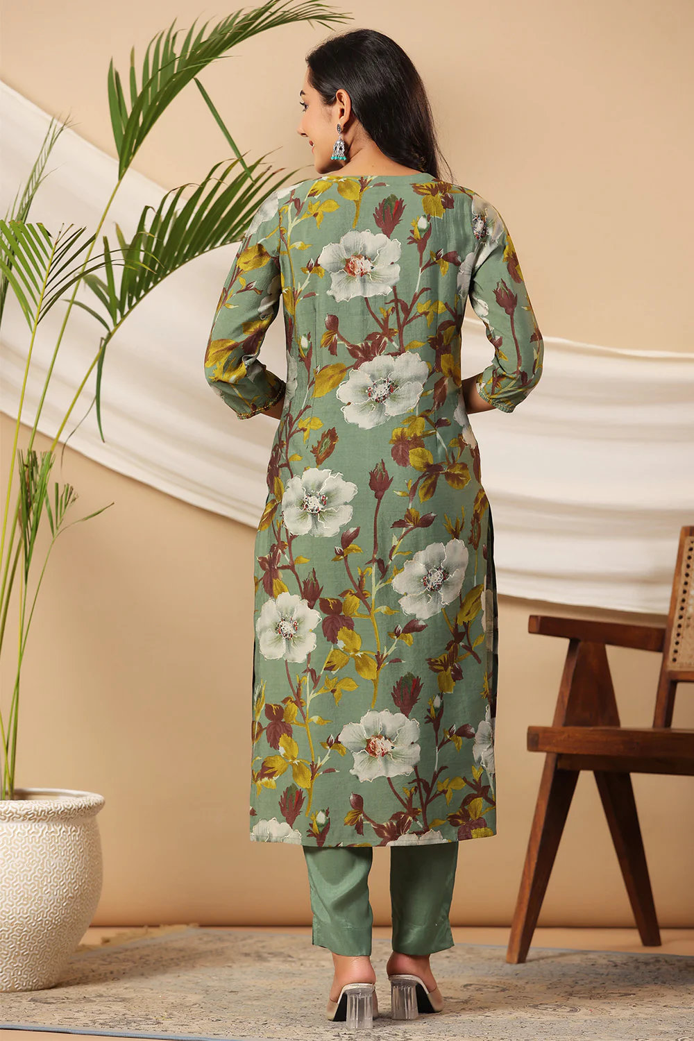 Sage Green Color Muslin Floral Printed Kurta Set - Image 3