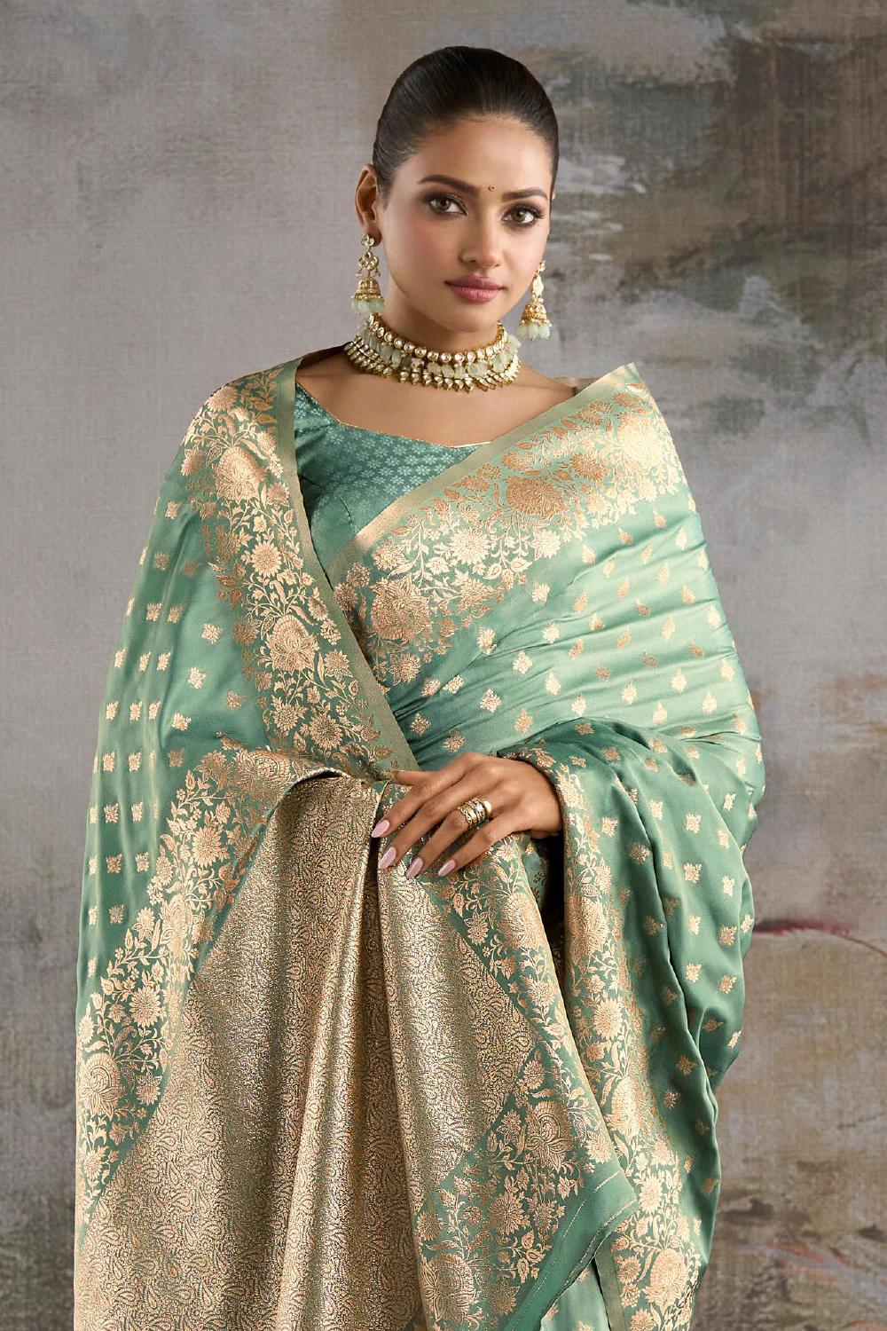 Sea Green Soft Silk Zari Woven Saree - Image 2