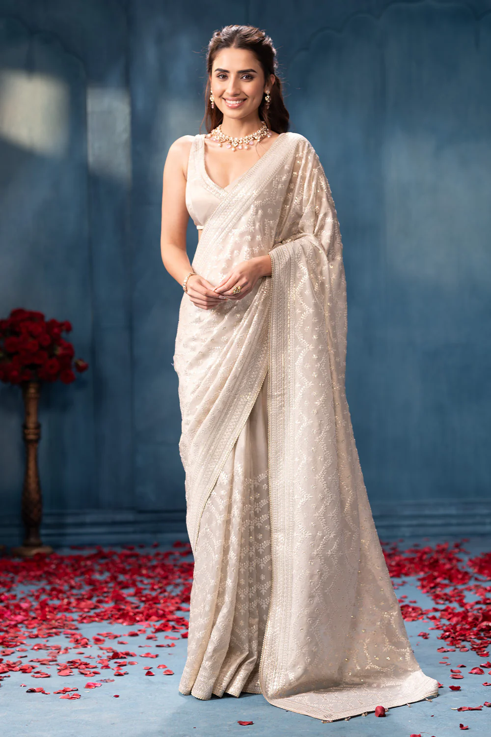Silver Color Pure Metallic Tissue Resham & Sequins Embroidered Saree - Image 2