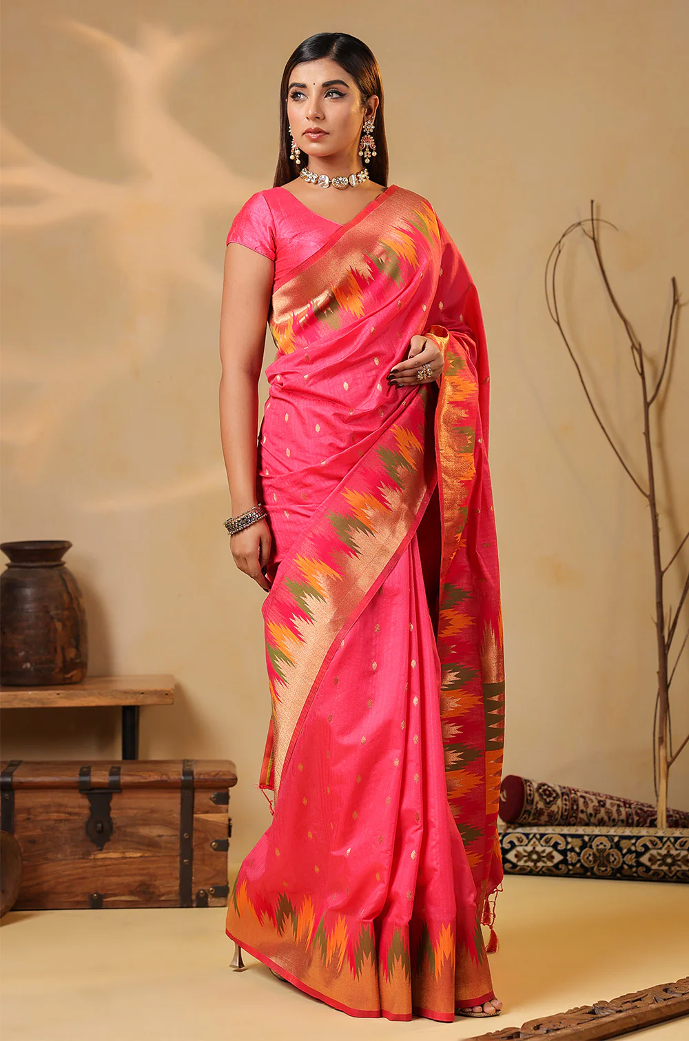 Strawberry Color Cotton Silk Woven Saree - Image 4