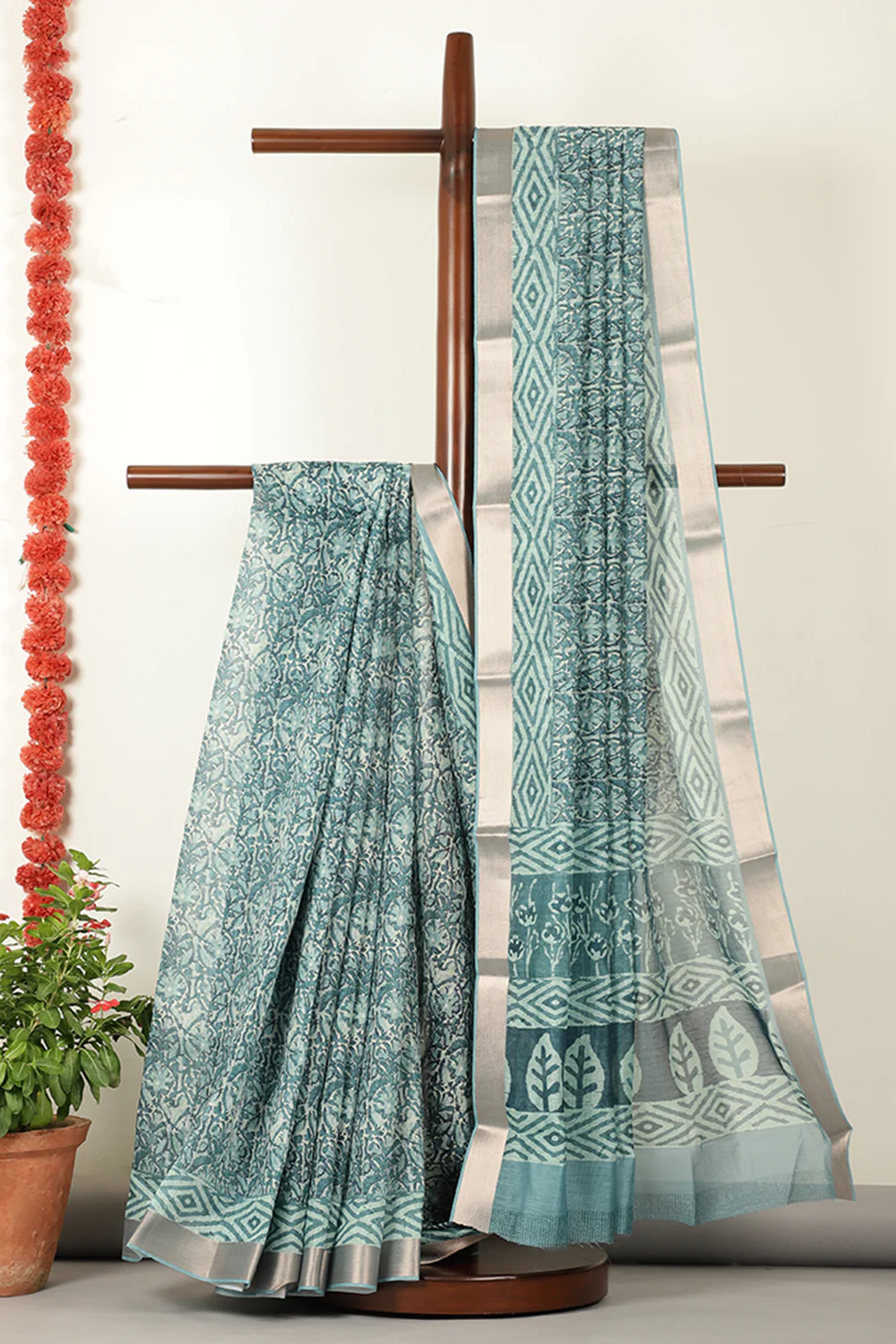 Teal Abstract Printed Chanderi Cotton Saree - Image 2