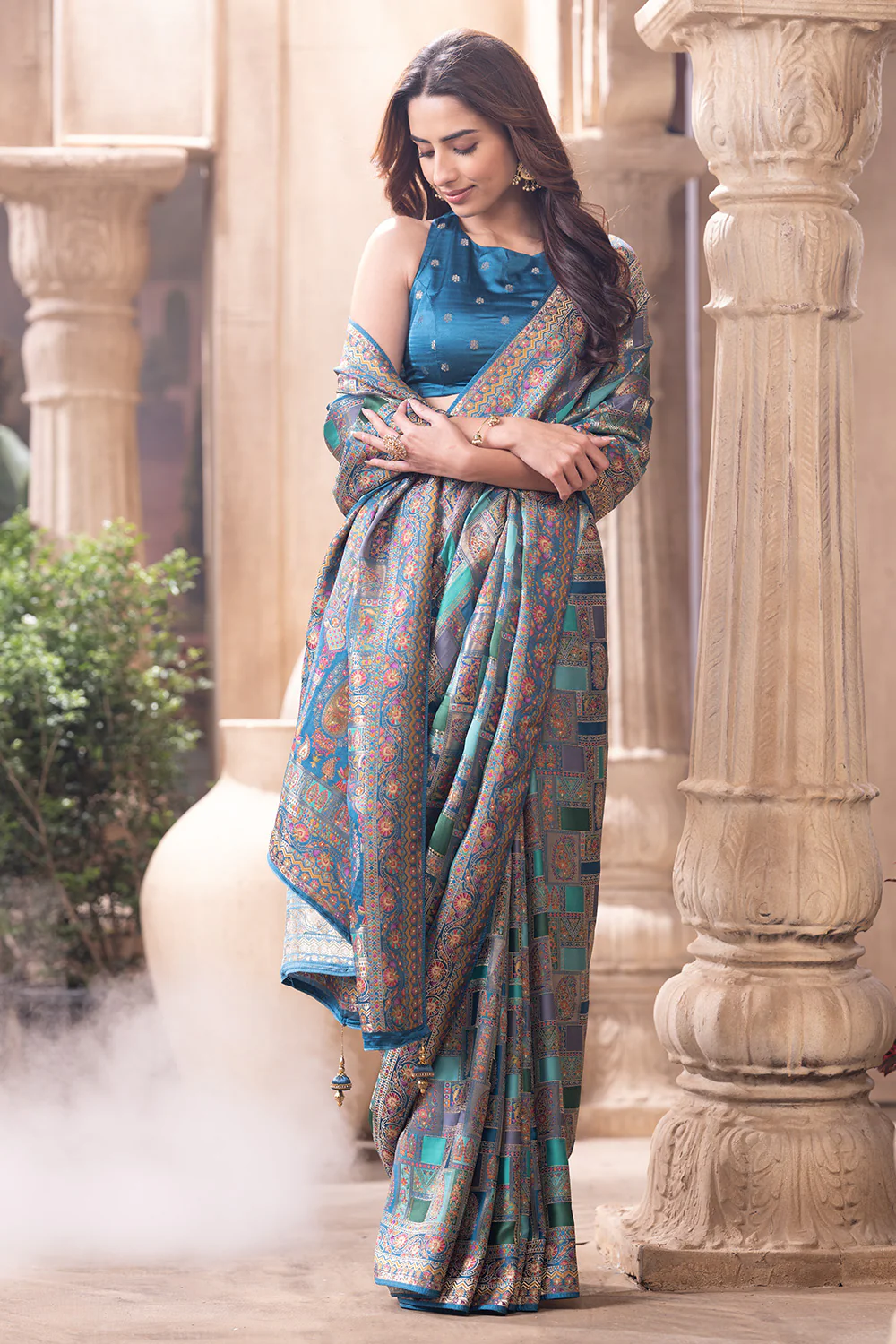 Teal Blue Position Print Woven Silk Saree - Image 2