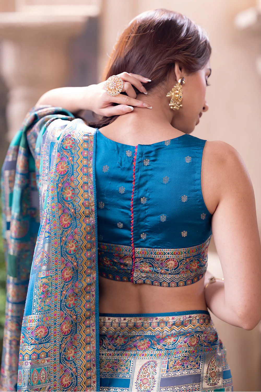 Teal Blue Position Print Woven Silk Saree - Image 6