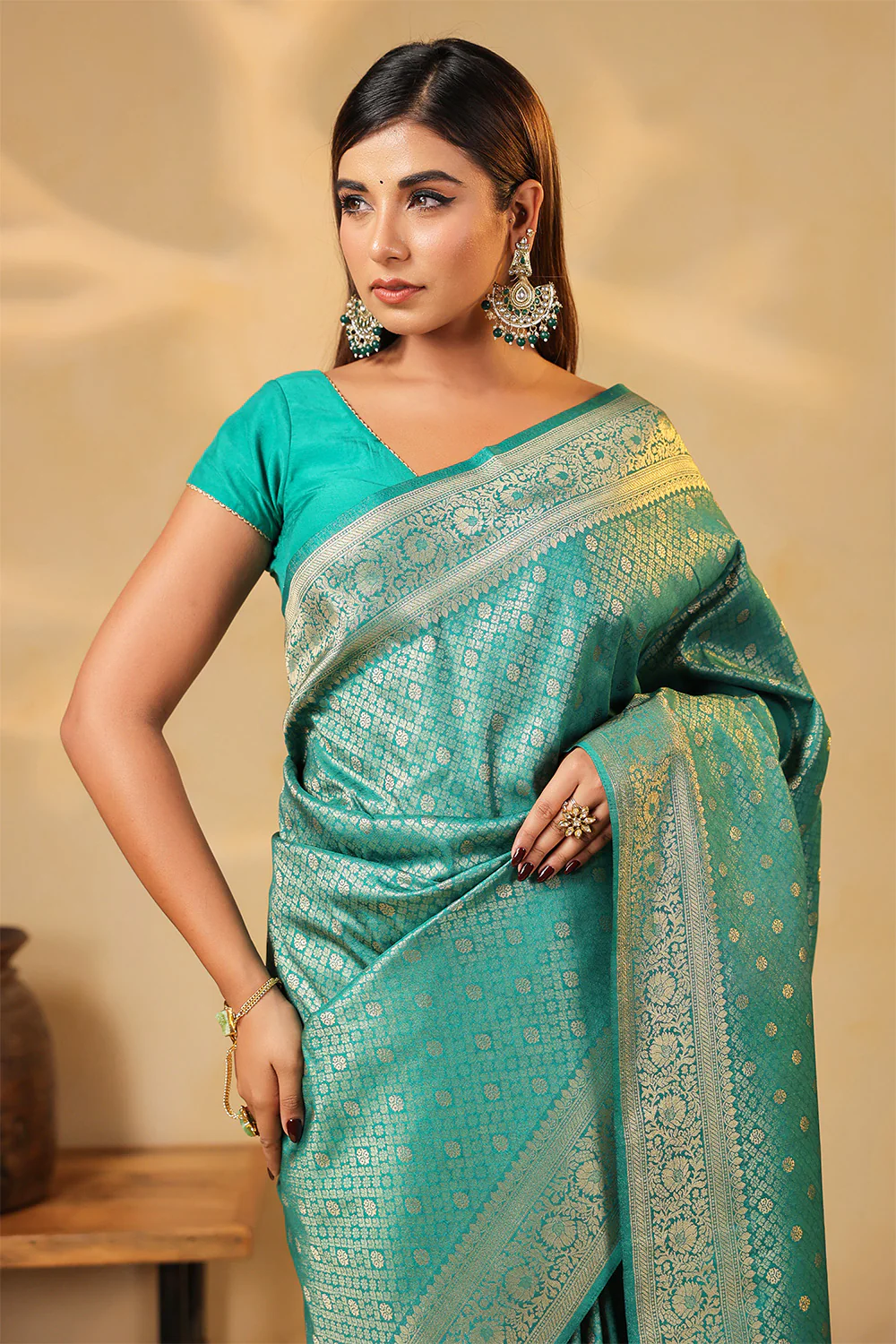 Teal Colour Silk Zari Woven Saree - Image 6