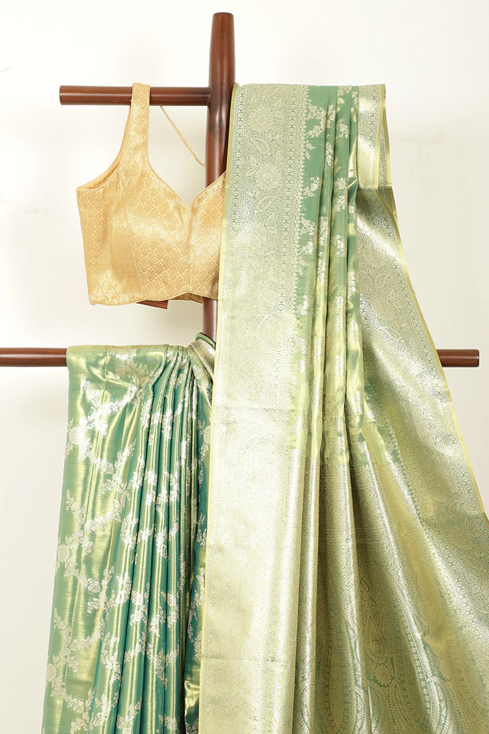 Teal & Gold Dual Toned Silk Woven Banarsi Saree - Image 3