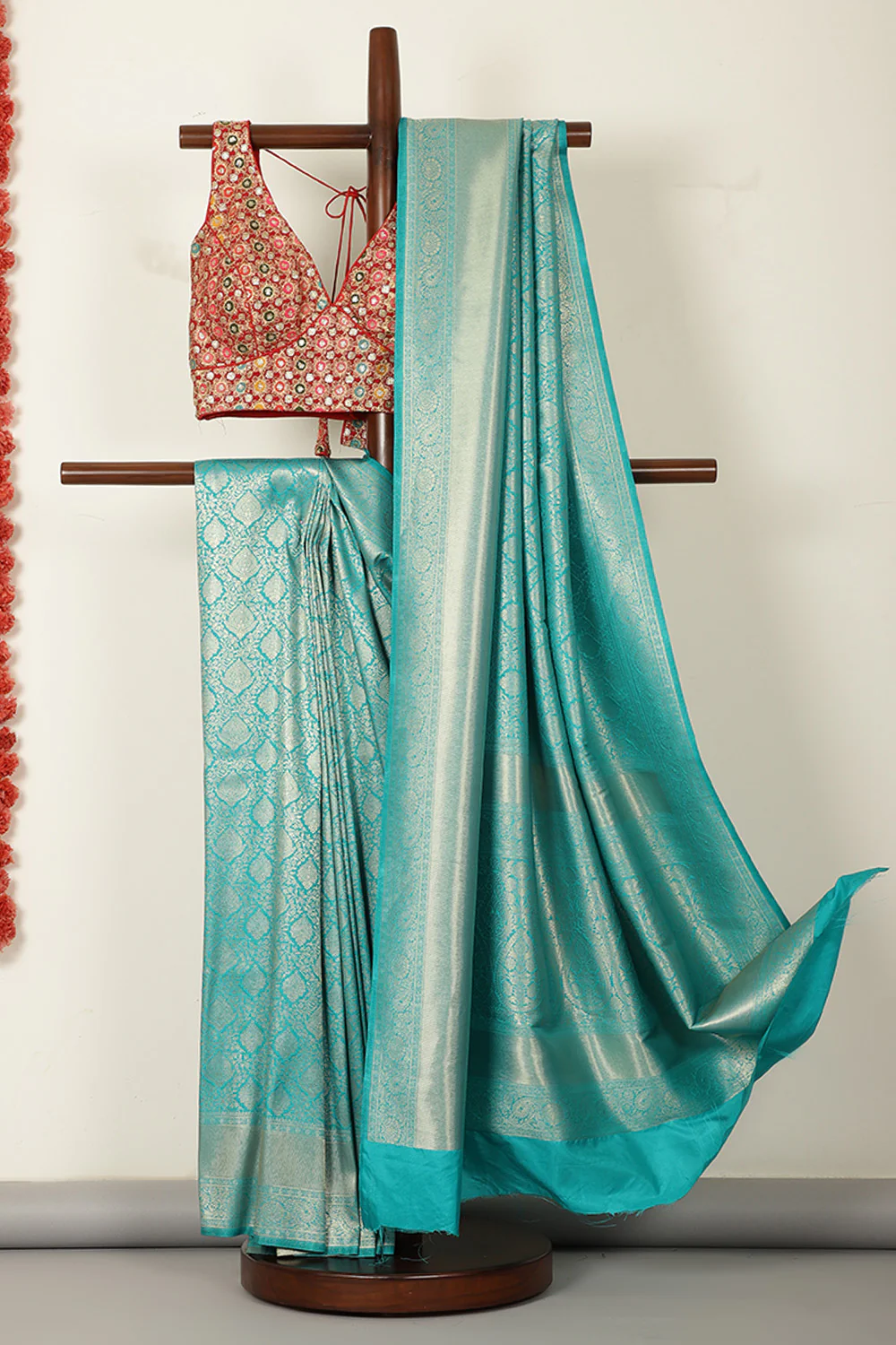 Teal Soft Silk Zari Woven Saree - Image 2