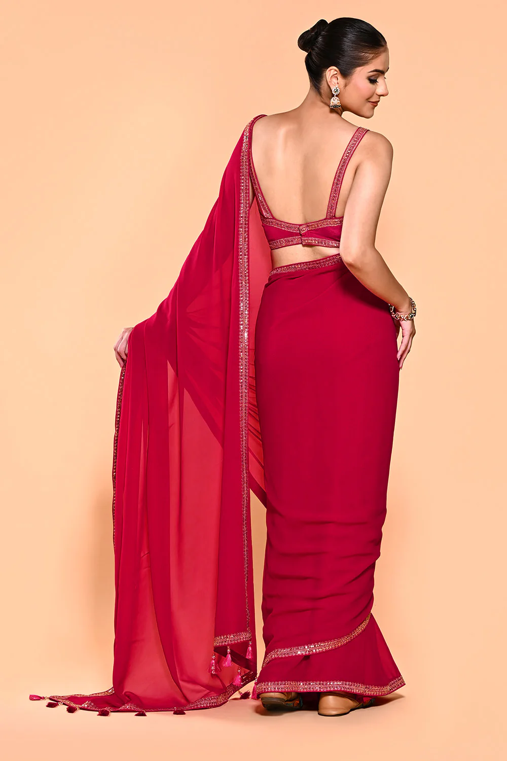Valentine Red Color Georgette Saree With Readymade Blouse - Image 2