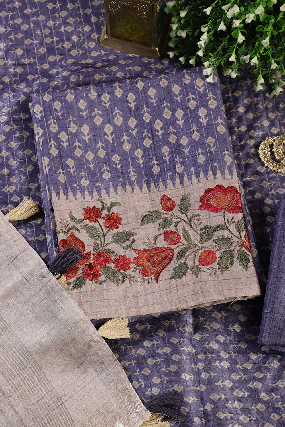 Voilet Tussar Cotton Printed And Floral Embroidered Unstiched Suit Material - Image 2