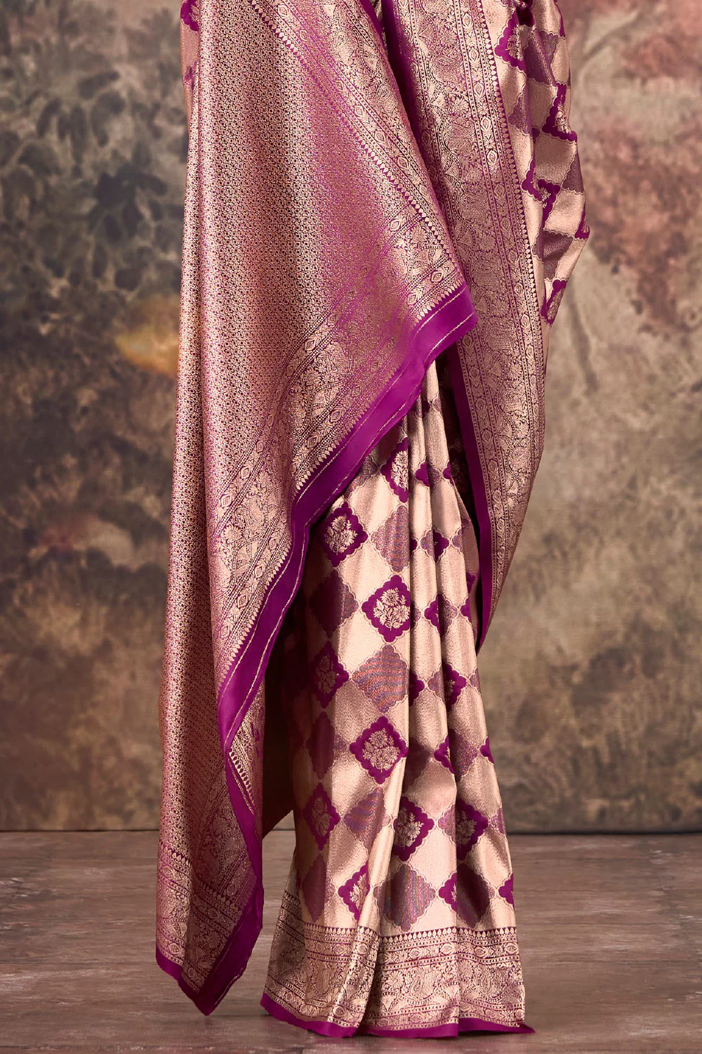 Wine & Purple Silk Zari Woven Saree - Image 3