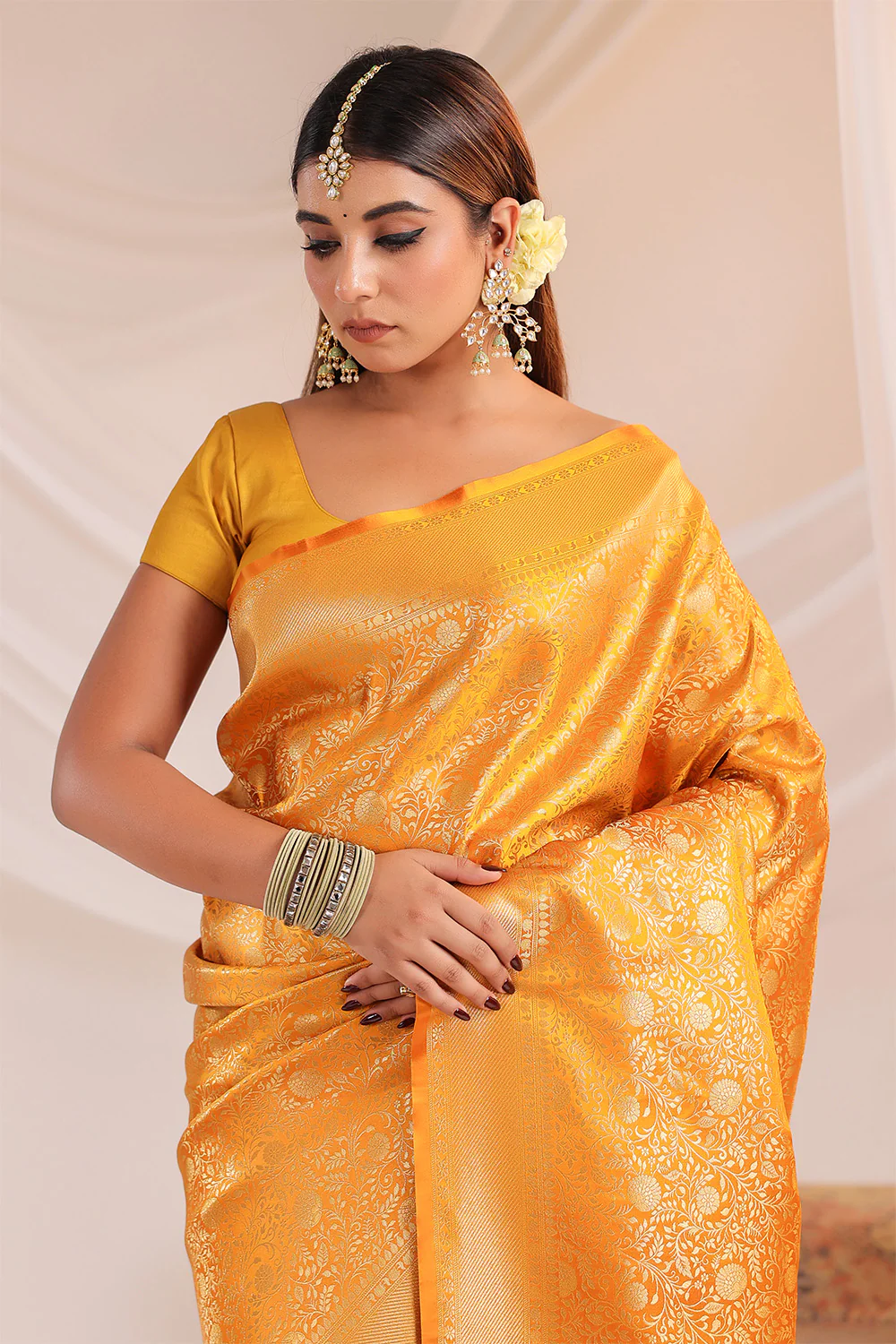 Yellow Silk Zari Floral Zaal Woven Saree - Image 7